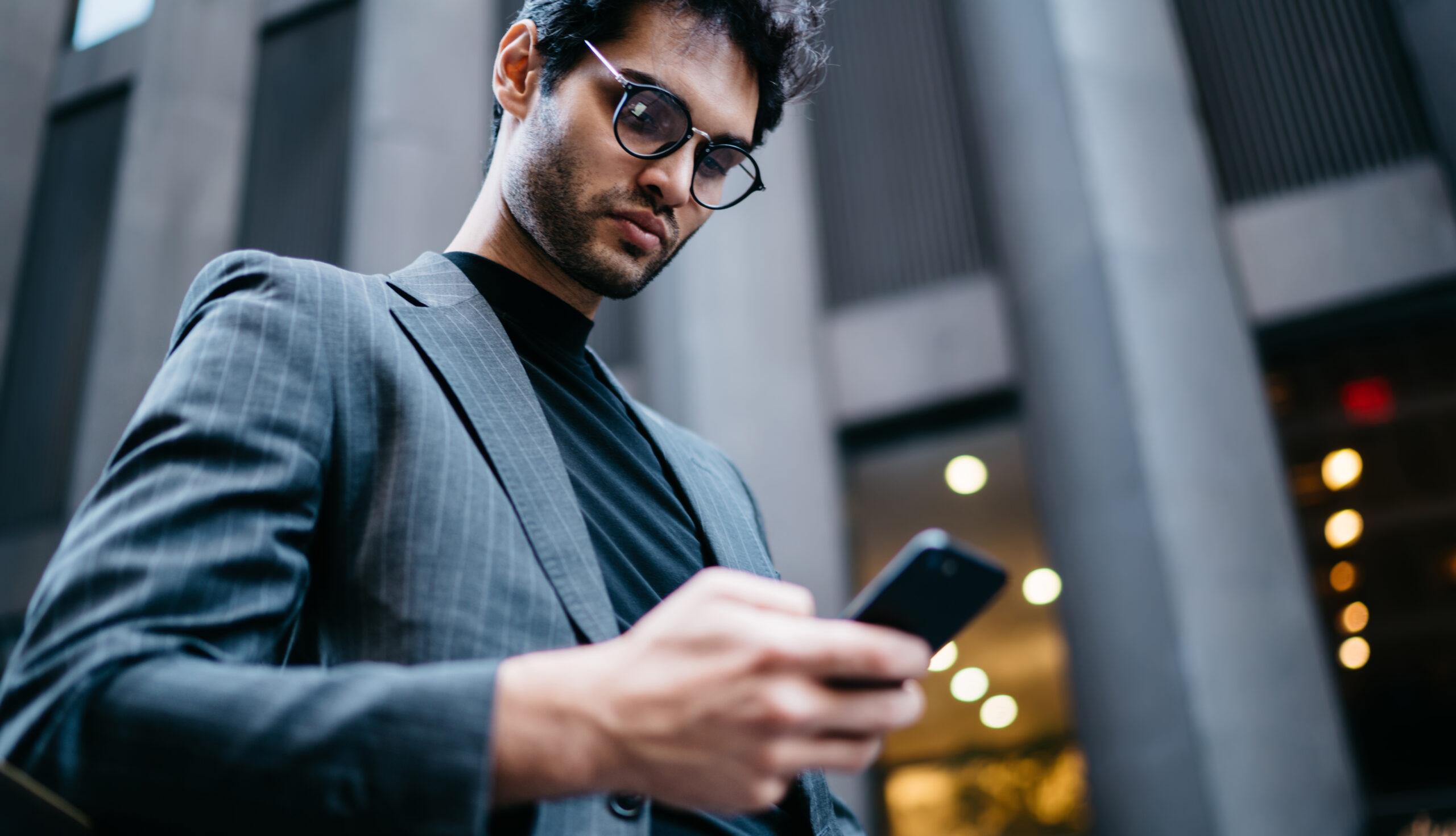 How To Use SoFi App